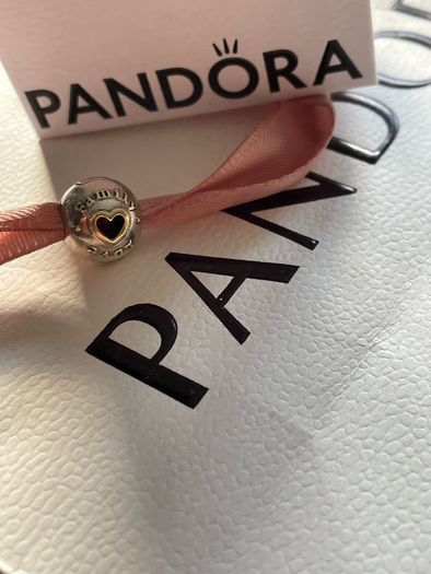 Pandora Charm clip Family and Love Heart Clip Charm With 14k Gold Heart new