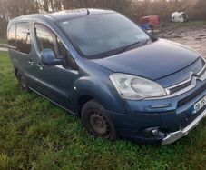 08 Berlingo multispace breaking for parts