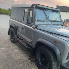 Land Rover defender