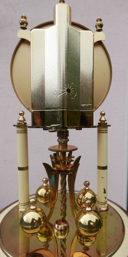 Vintage Kundo  Clock Made In Germany   Battery Operated (works well)
