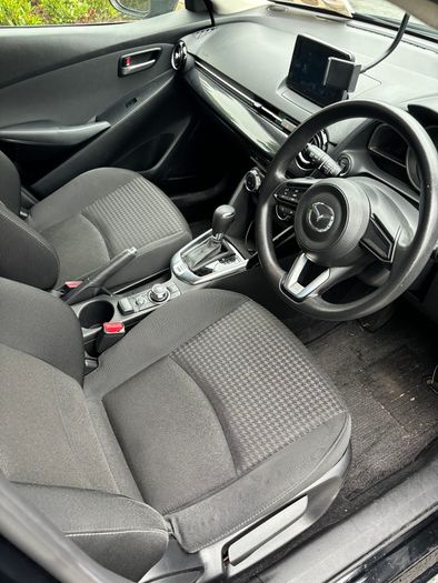 2017 Mazda Demio // Automatic // Service History
