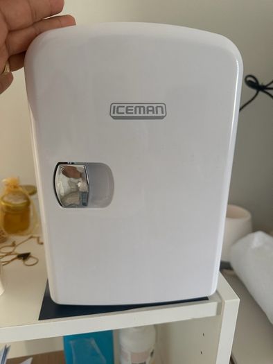Iceman Mini Skincare/Drinks Fridge