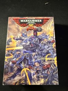 warhammer 40k 25th Anniversary crimson fist captain