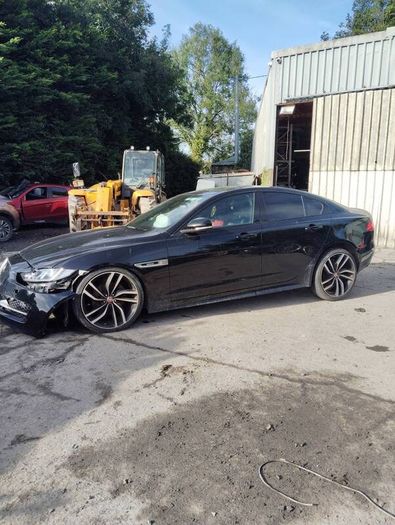 Breaking jaguar XE  r-tipe 2018 2.0 diesel