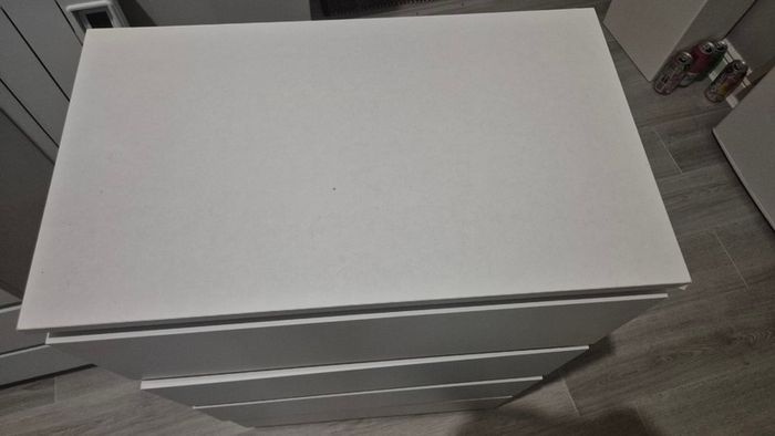 4 drawer chest