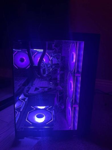 High-End gaming PC with RTX5070 / Ryzen 7 7700/ 32Gb DDR5