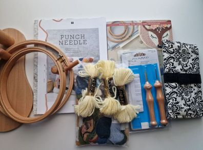 Punch needle embroidery set