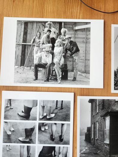 Postcards Black And White X 17 In Presentation Box.  All In Very Good Condition.