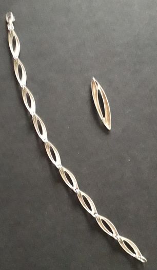 925 Matching Silver Bracelet and Pendant Set