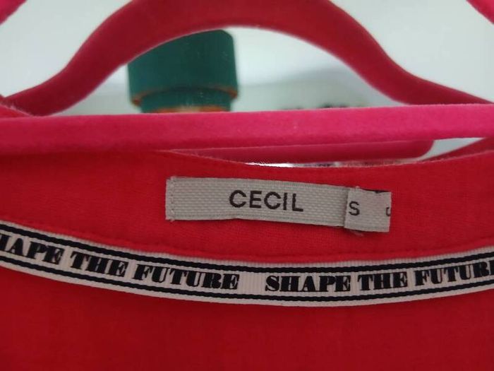 ceris pink shirt