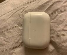 AirPods Pro 2 USB-C Charging Case - Genuine Apple
