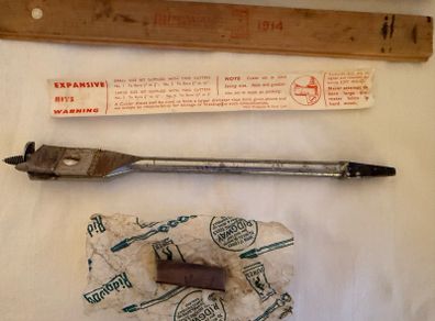 Antique 1914 Expansive bit for boring wood, with 2 cutters