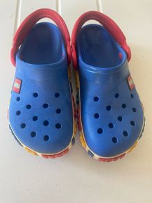 crocs lego