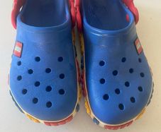 crocs lego