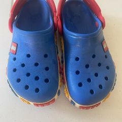 crocs lego