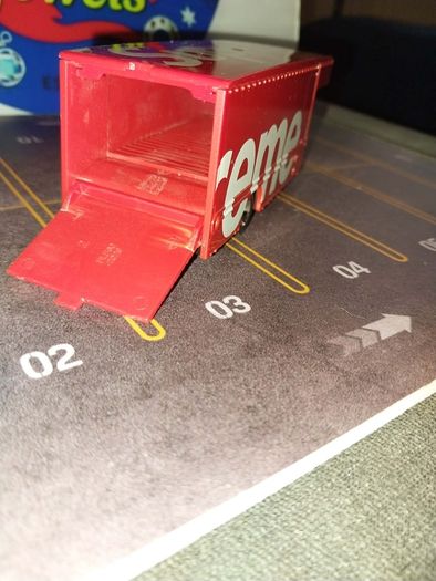 Supreme x Hot Wheels Fleet Flyer transport truck extremely rare