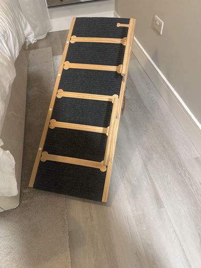 Adjustable Wooden dog ramp 120cm long - 6 levels