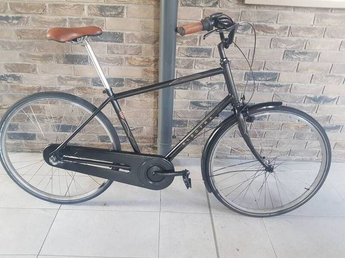 Mens bicycle ( can deliver)