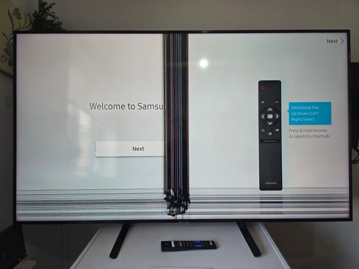 Samsung TV 65 inches