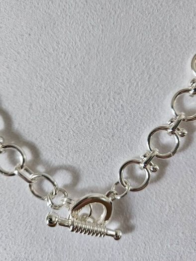 Lovely dressy silver chain