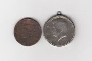 USA, 1964 kennedy half dollar, (mounted), 90% silver coin &amp;  U.S.A. coin (no. 392)