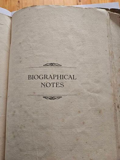 The Minstrel Of Eirinn. Rare Selection Of National Poetry Arranged With Notes By Terence O'hanlon. Forward By Father Pat Walsh. 1930 Large Volume Paperback In Poor Condition.  See Photos For Same.