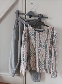 Girl Jumper Age 9-10