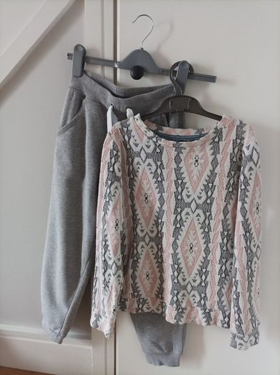Girl Jumper Age 9-10
