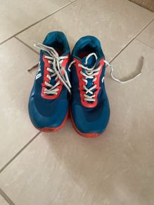 Osaka hockey shoes