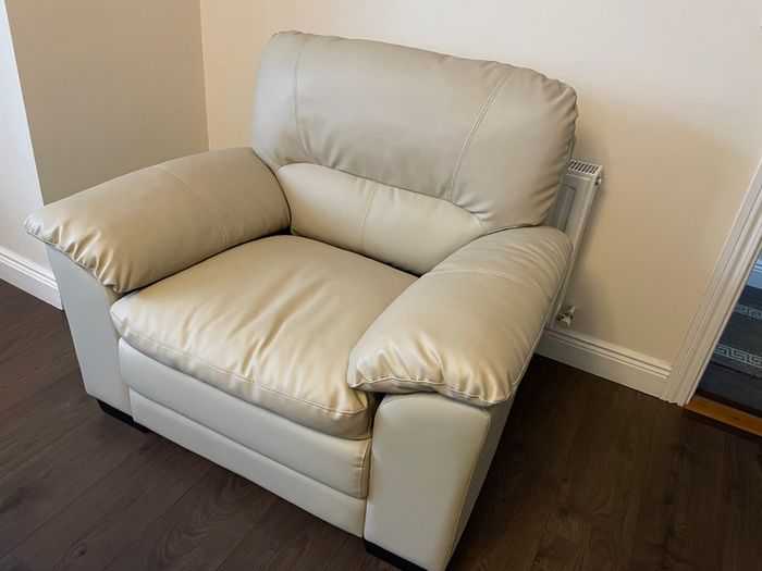 Beige sofa set