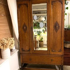 Oak wardrobe with mirror