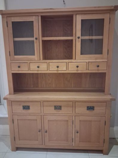 Kitchen dresser