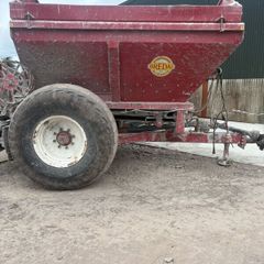 Bredal 65 lime spreader