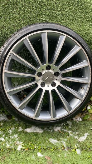 19 inch Mercedes alloys
