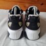 2019 nike zm air Size 5.5 eu 39 black/white In excellent condition Image 8