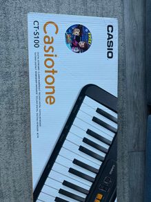 Casio Casiotone CT-S100 digital keyboard with box