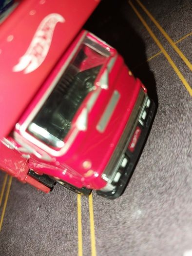 Supreme x Hot Wheels Fleet Flyer transport truck extremely rare
