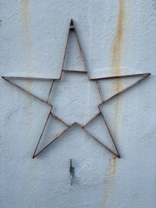 Vintage star lights frame iron construction.