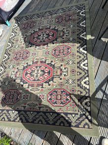Rug