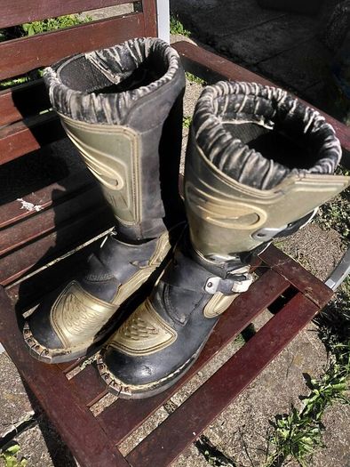 moto x boots