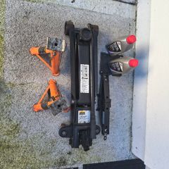 Car Jack with Jack Stands