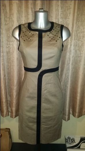 Karen Millen midi EYELET COTTON DRESS DR128/A13W Perfect condition size UK10 EU38 Postage included