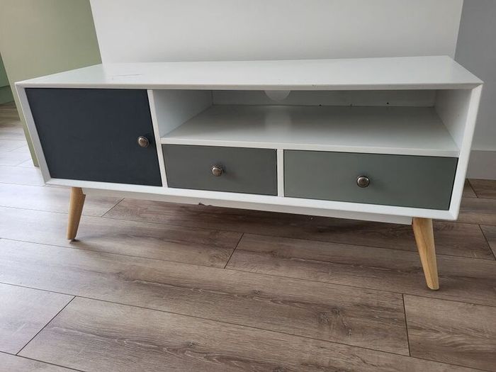 TV Unit