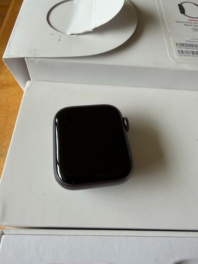 apple watch series 4