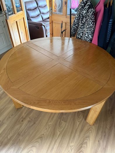 Soild Wood kitchen table