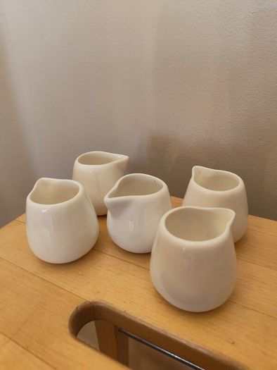 Mini milk jugs x6
