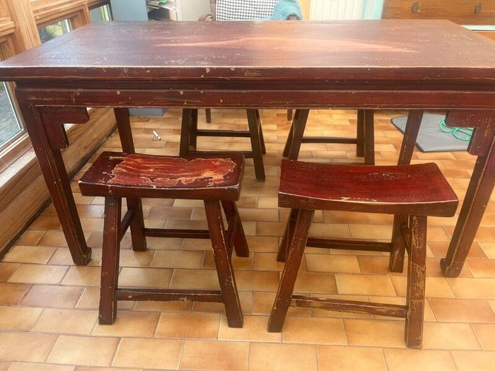 Unique kitchen hardwood table & stools