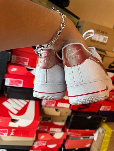 Nike Air Force 1 Low '07 Jumbo Swoosh White University Red DV3505-100