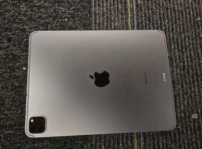 Apple iPad Pro 11-inch 4th Gen 128GB - Wi-Fi + Cellular