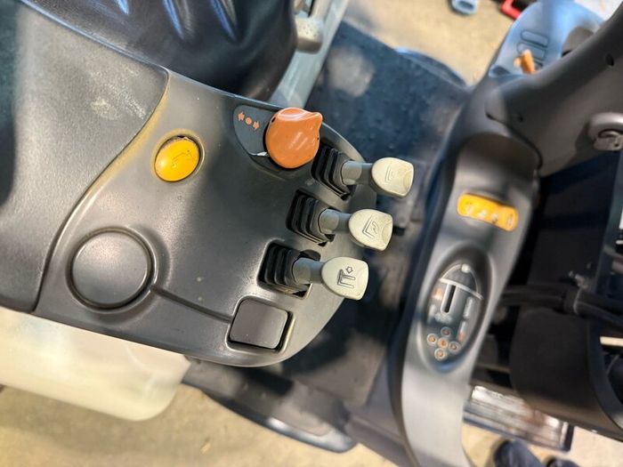 Forklift